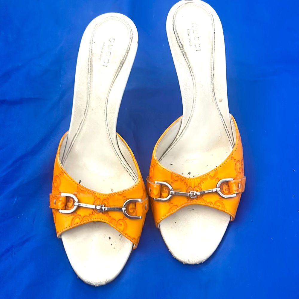 Gucci sandal 38